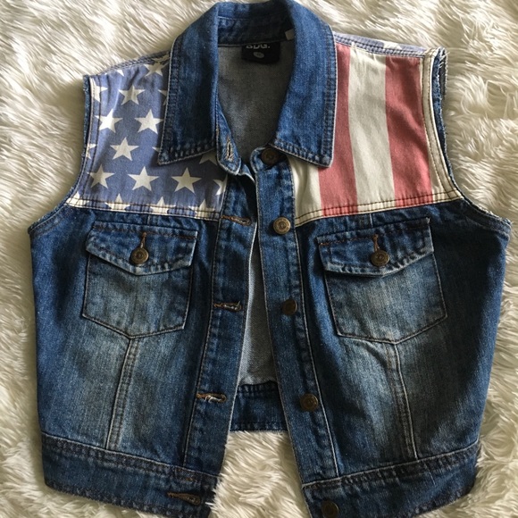 Urban Outfitters Jackets & Blazers - Urban Outfitters BDG Americana Denim ButtonUp Vest